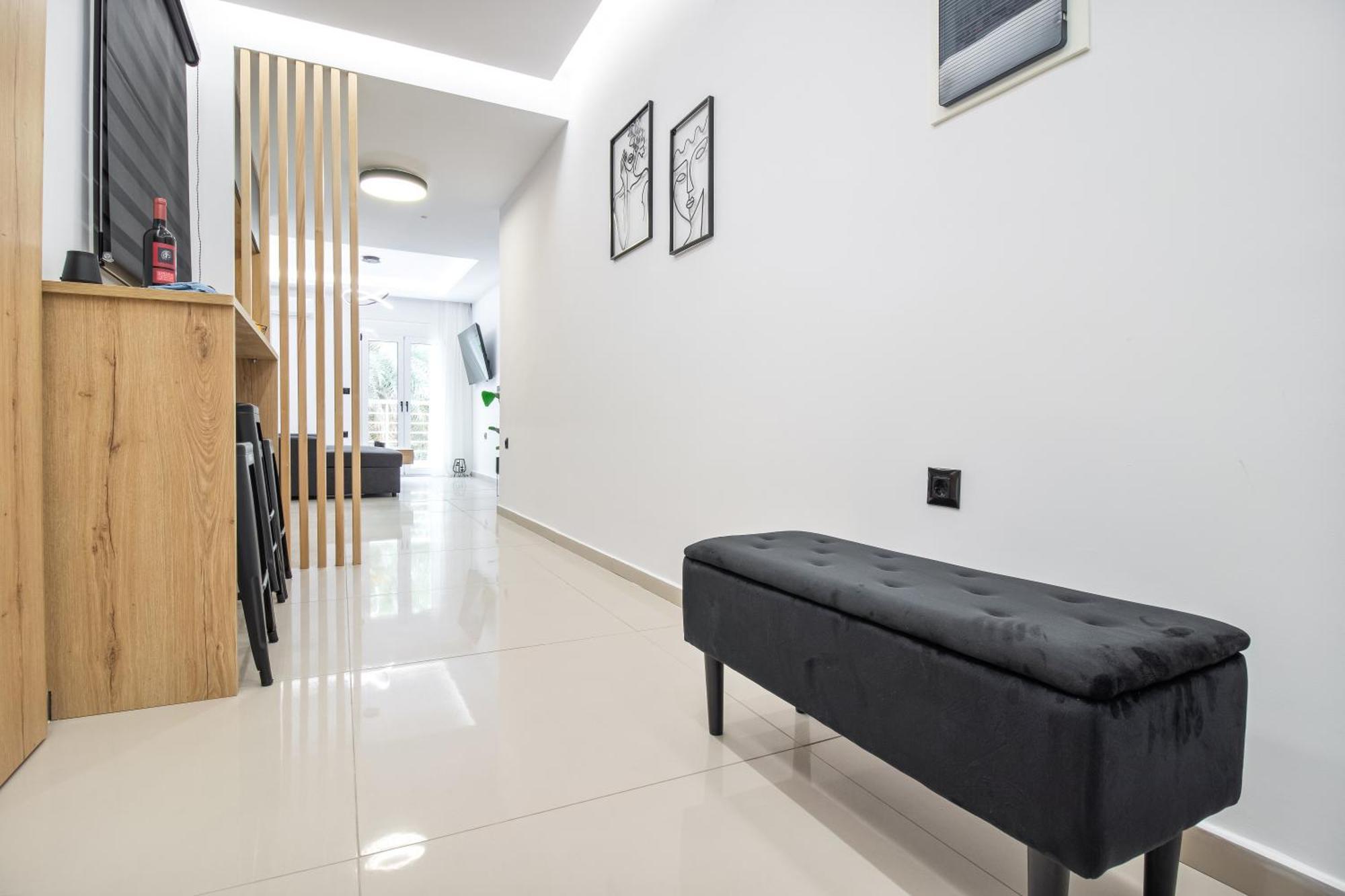 New Luxury Apartment Near Center With Garden View Bendevís Eksteriør bilde